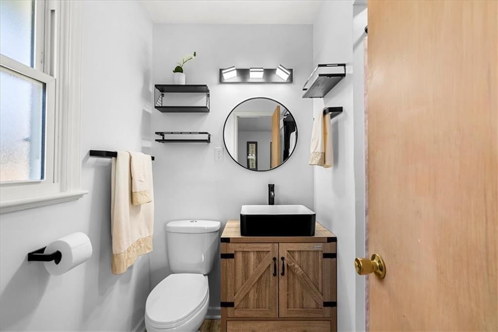 4932 NE Chouteau Drive — photo 24