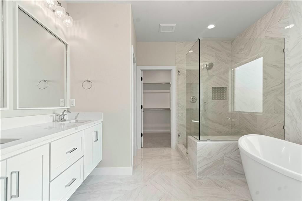 8013 Round Prairie Street — photo 31