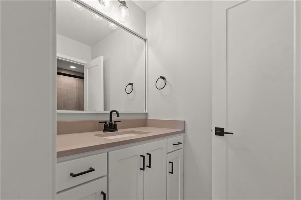 8013 Round Prairie Street — photo 49