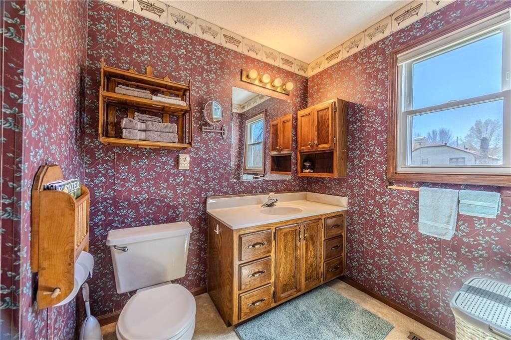 401 W 33rd Street — photo 34
