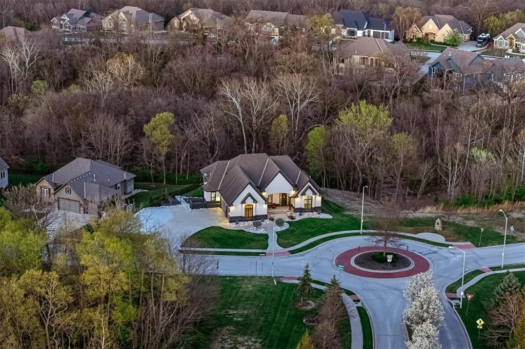 Photo 20 of 85 - 6837 N Myrtle Court