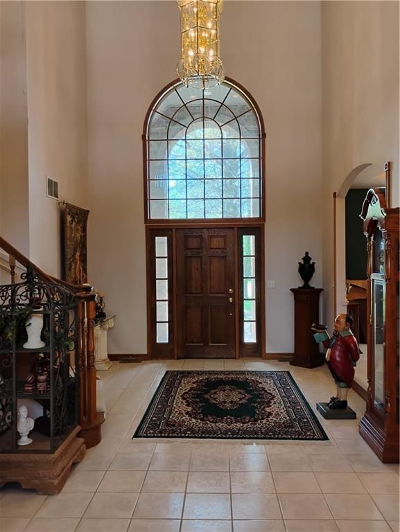 724 VILLAGE Drive — photo 13