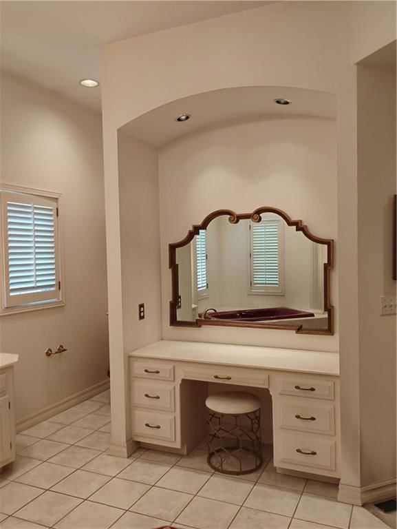 724 VILLAGE Drive — photo 50