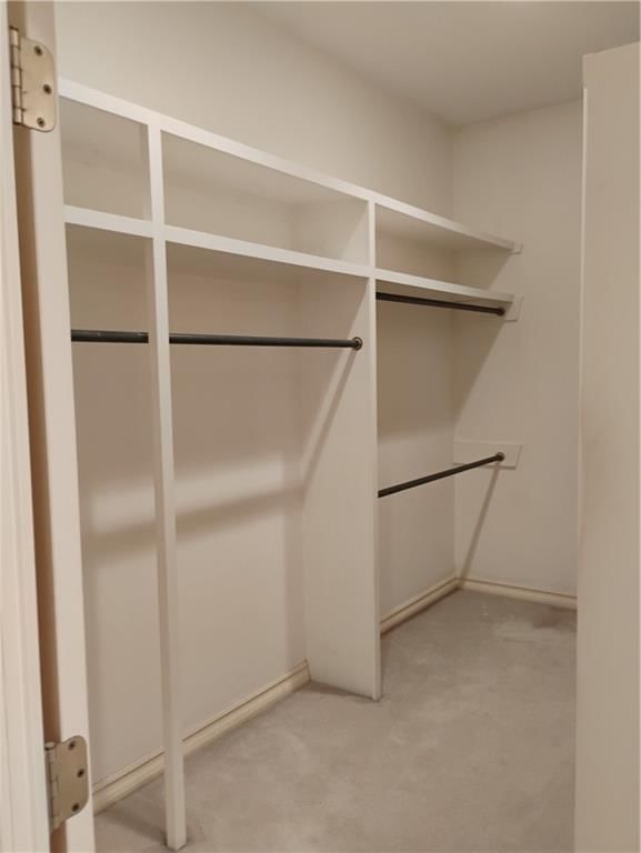 724 VILLAGE Drive — photo 54