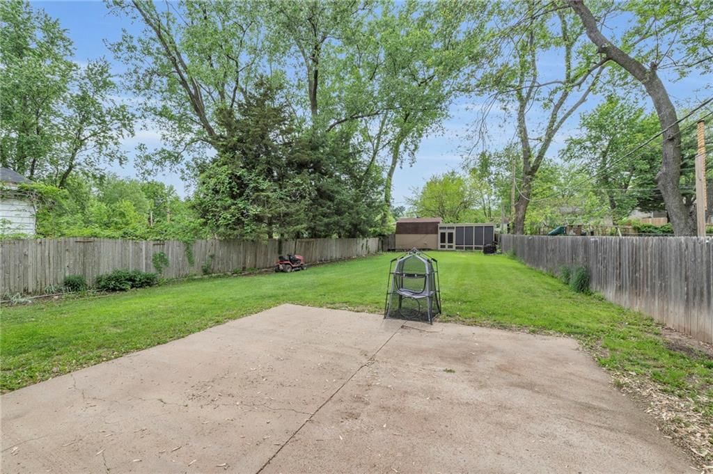 5820 N Oakley Avenue — photo 21