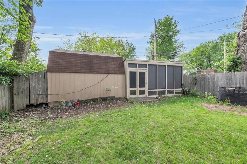 5820 N Oakley Avenue — photo 22