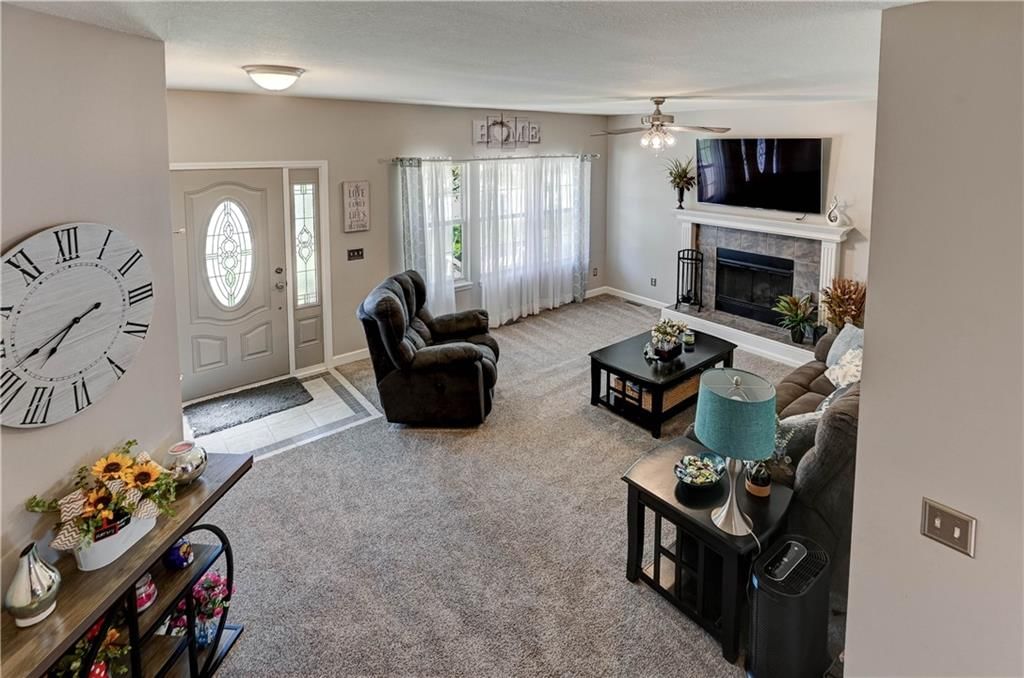 20990 W 124th Street — photo 8