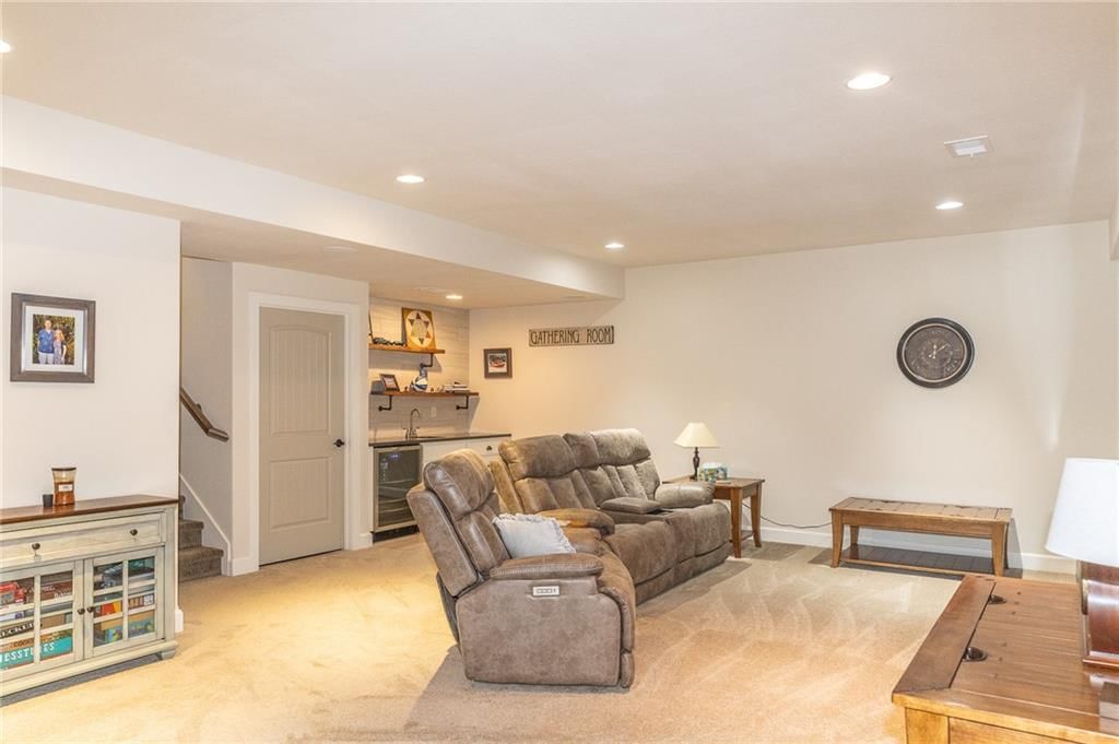 2307 W 179th Terrace — photo 48
