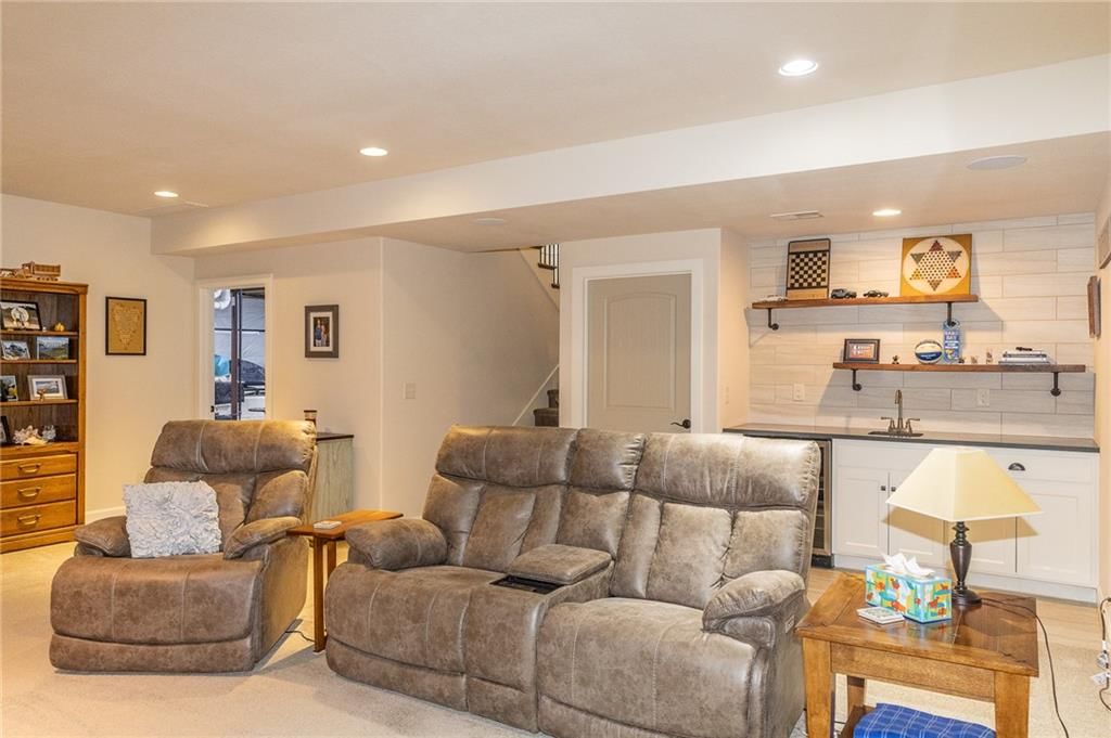 2307 W 179th Terrace — photo 49