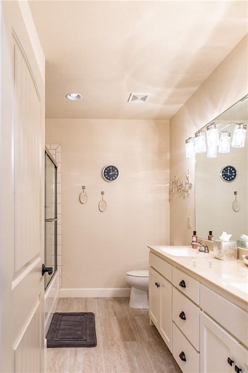 2307 W 179th Terrace — photo 57