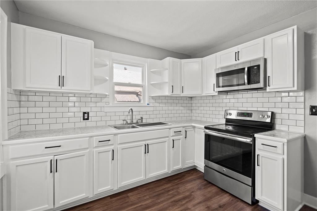 438 N 22nd Street — photo 11