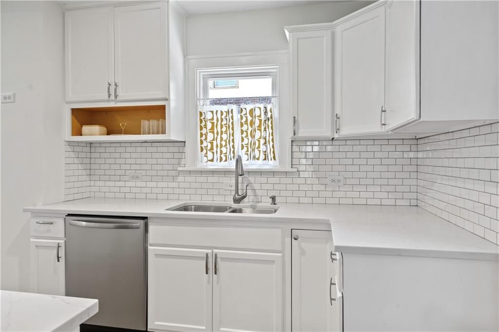 5630 Holmes Street — photo 11