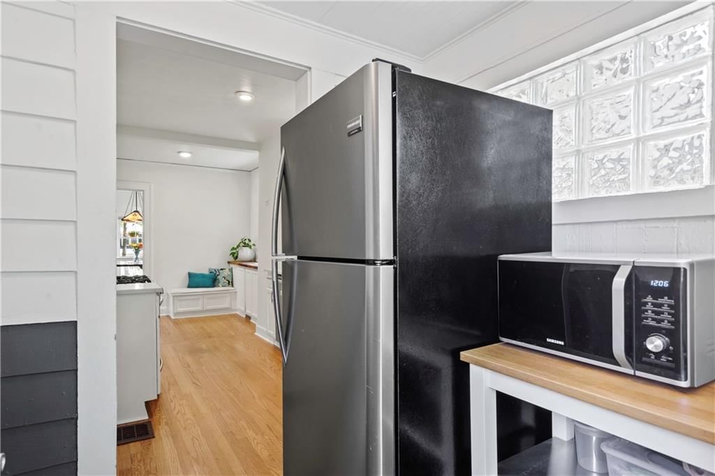 5630 Holmes Street — photo 14