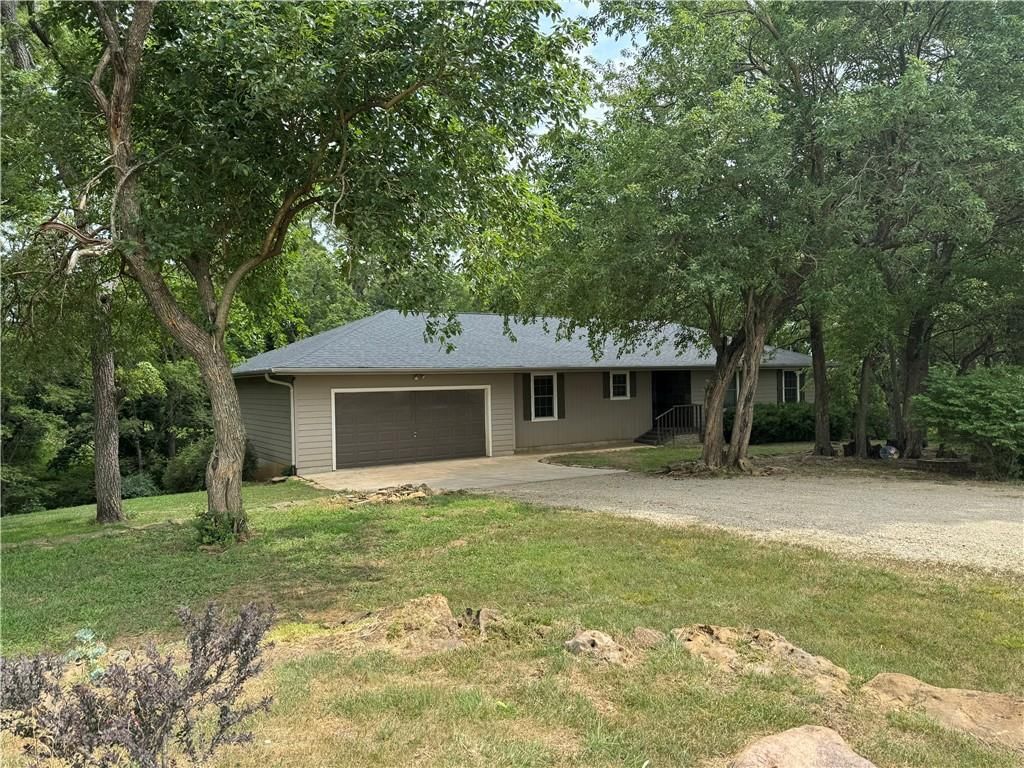 12301 S Stubbs Road — photo 1