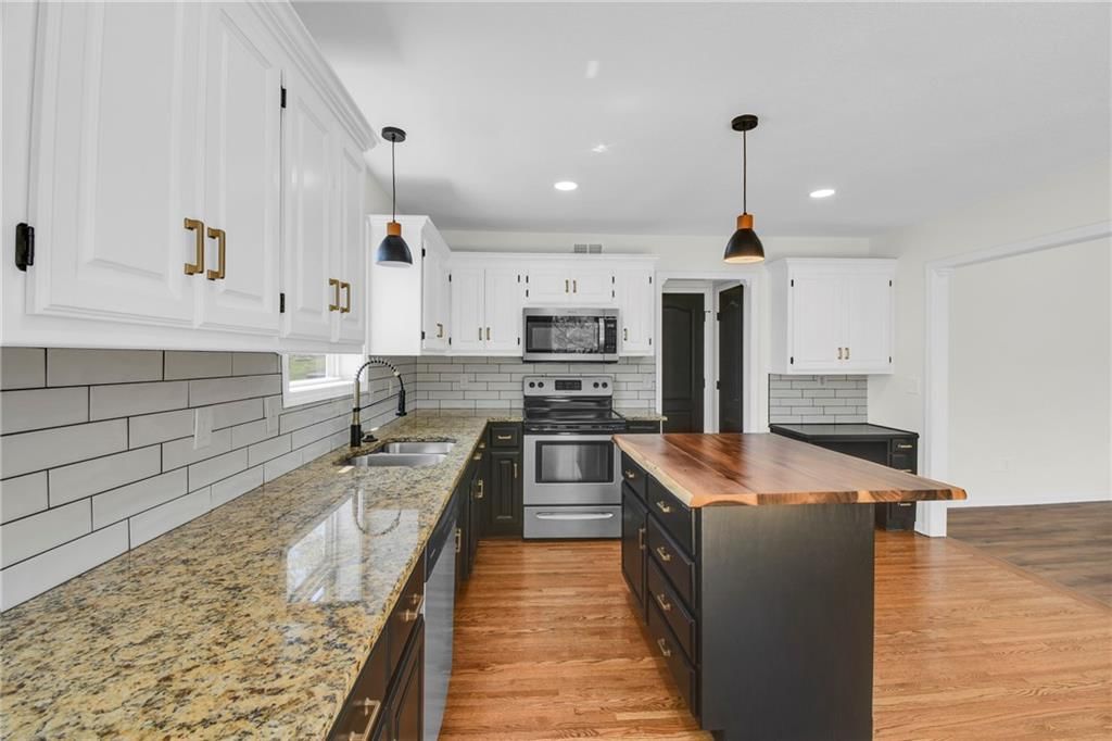 5615 Crysler Avenue — photo 7
