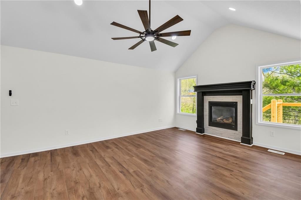 5615 Crysler Avenue — photo 11
