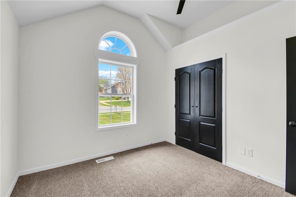 5615 Crysler Avenue — photo 13