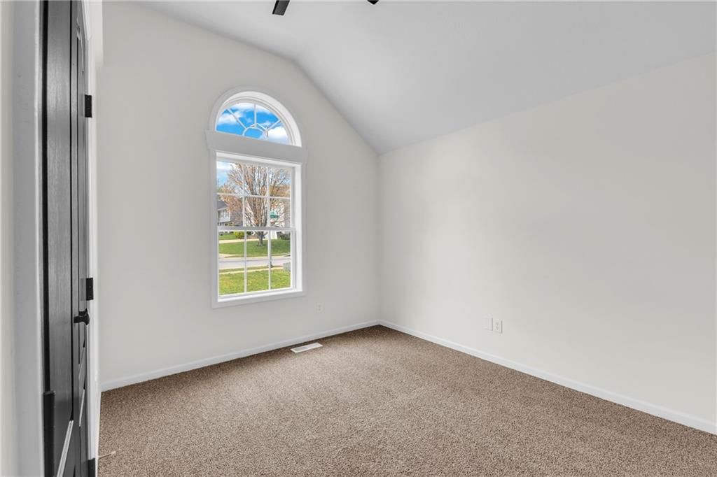 5615 Crysler Avenue — photo 15