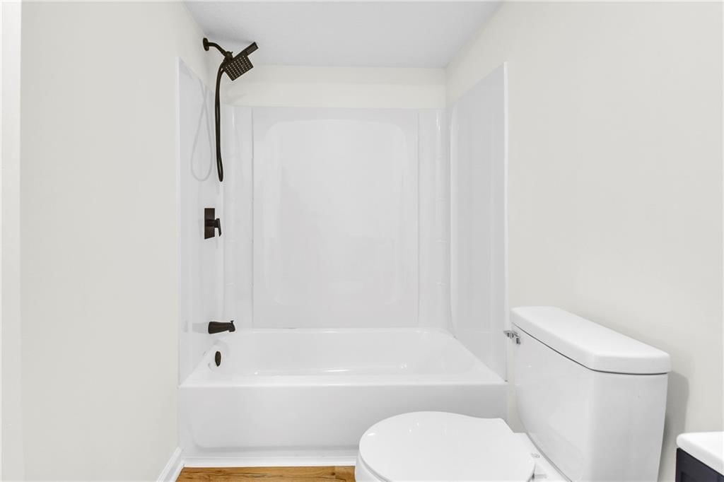 5615 Crysler Avenue — photo 24