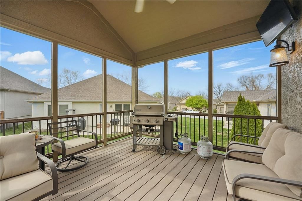 1404 SW Heartwood Terrace — photo 21