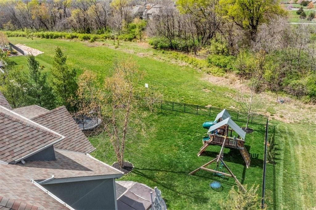 8908 N Crescent Avenue — photo 51