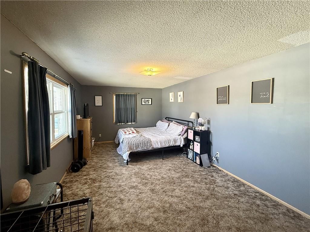 315 W 4th Street — photo 14