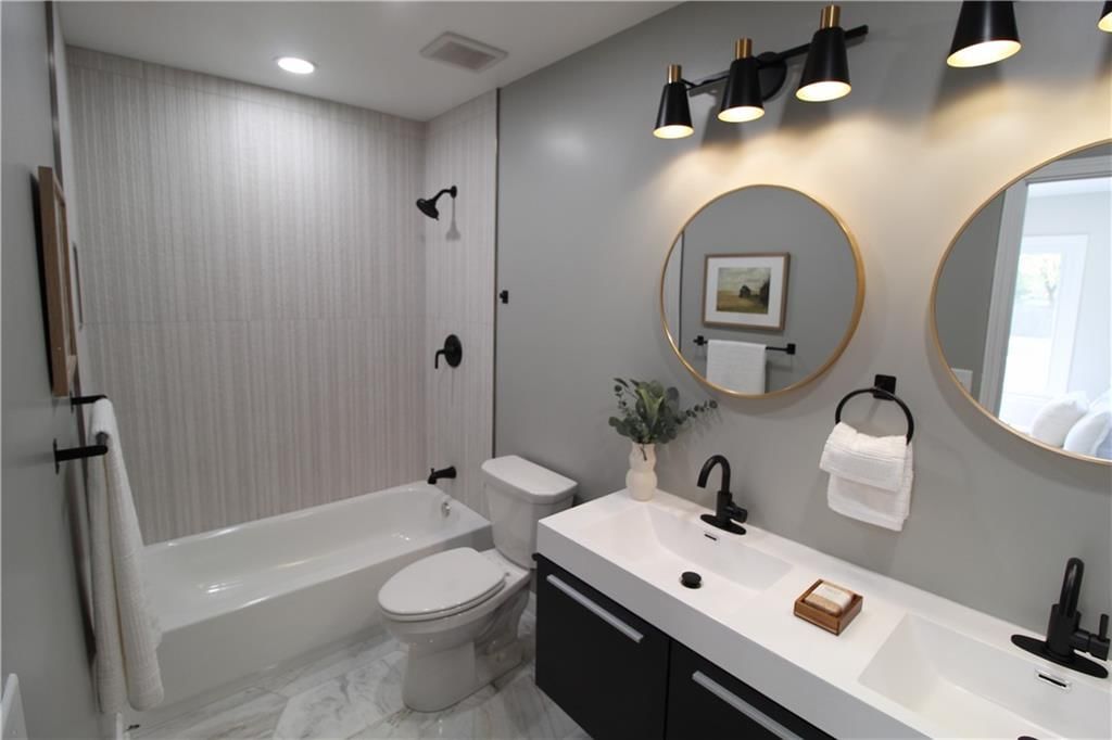 1017 S Brockway Street — photo 7