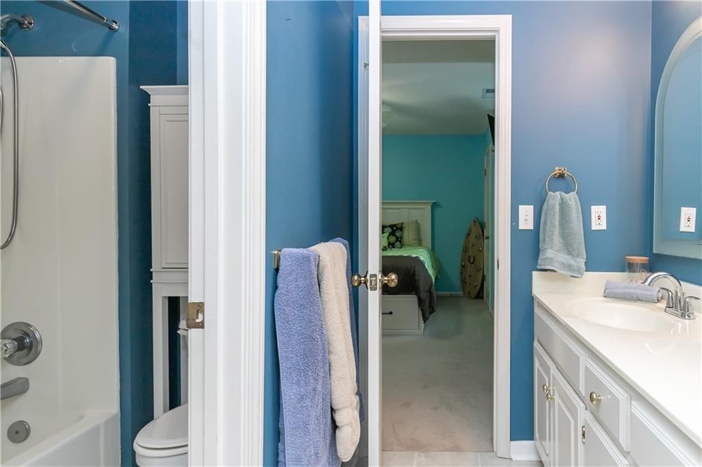 11910 W 131 Terrace — photo 36