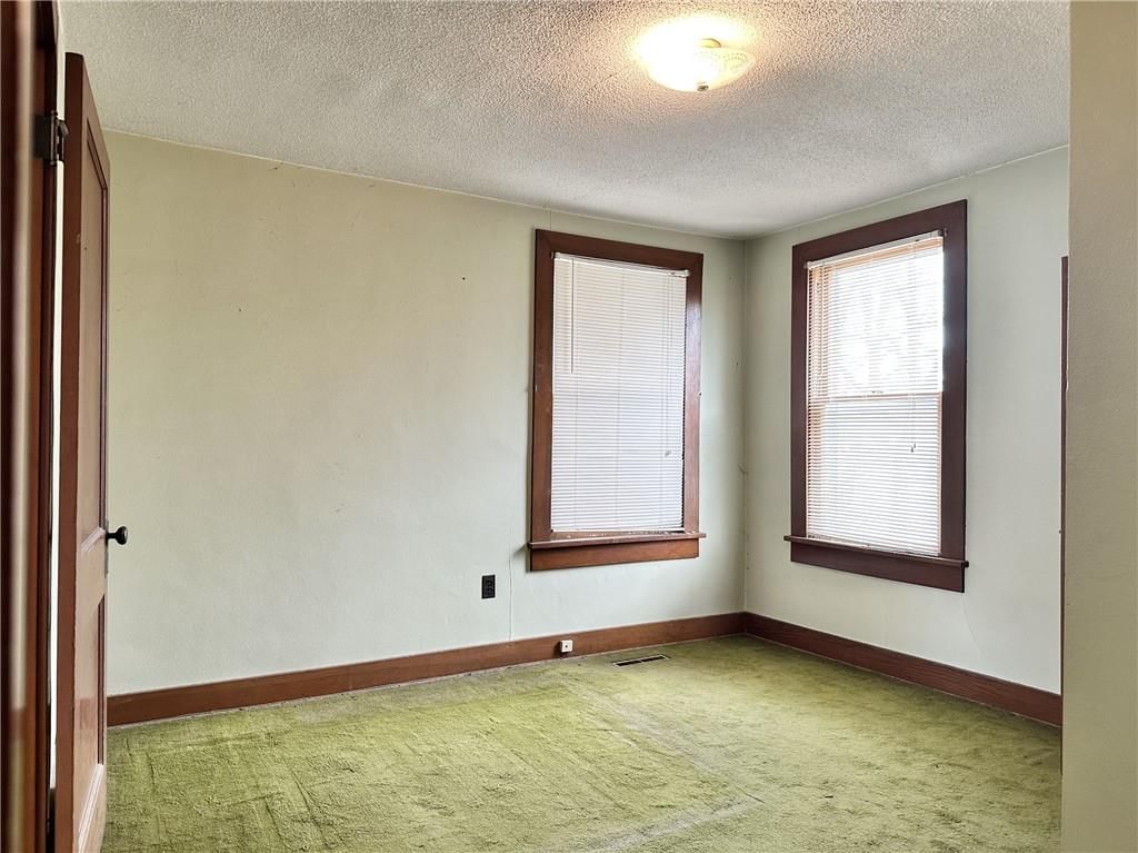 718 W 18th Street — photo 7