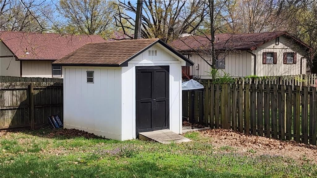 504 Norris Drive — photo 23