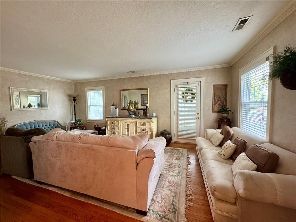 6043 Alhambra Street — photo 36