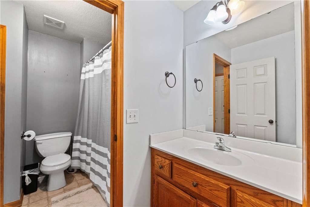 8110 NE 72nd Terrace — photo 33