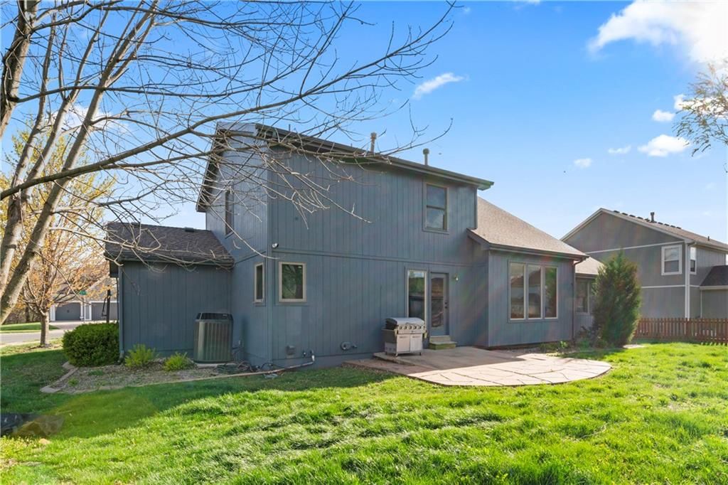 8110 NE 72nd Terrace — photo 46