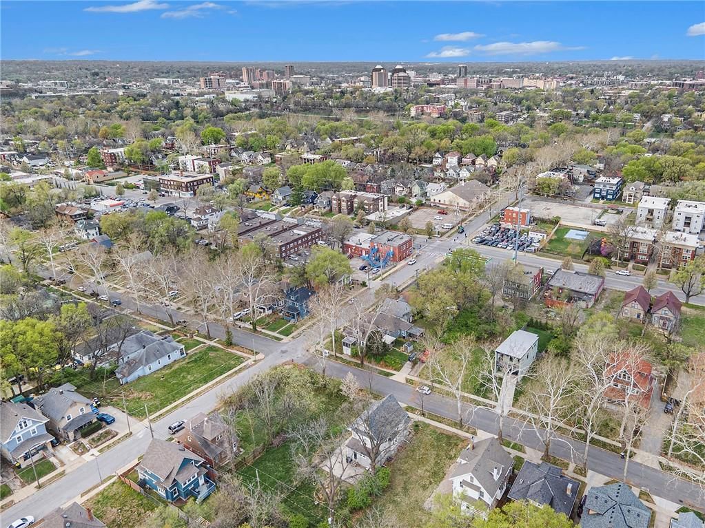 4043 Forest Avenue — photo 3