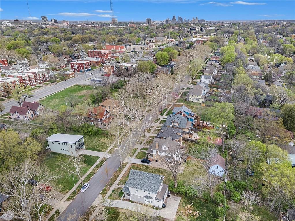 4043 Forest Avenue — photo 5