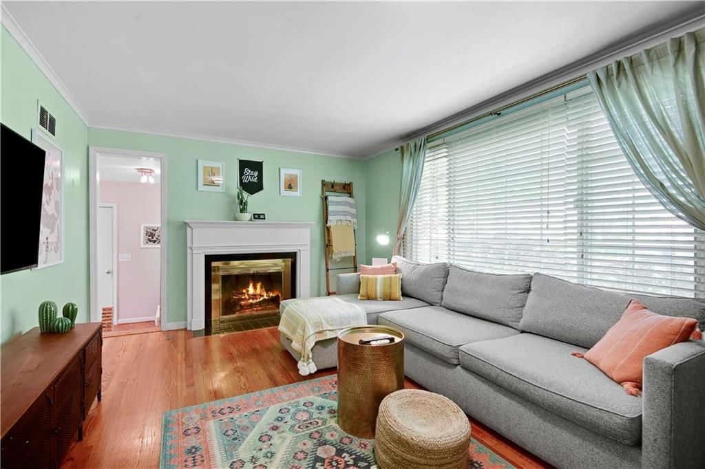 2519 W 78th Street — photo 8