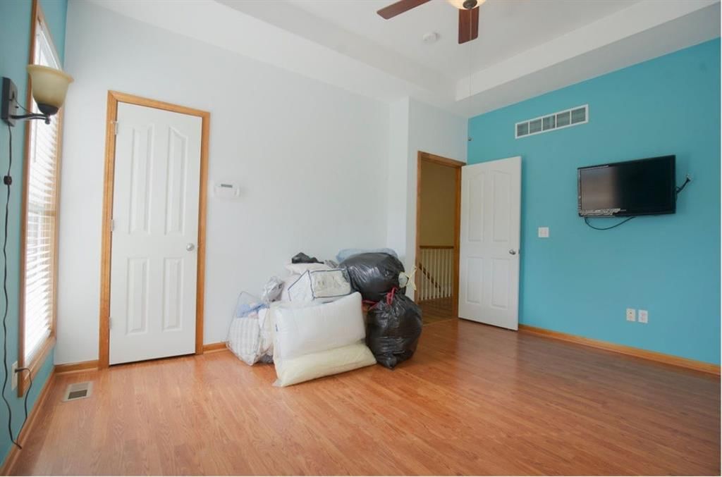 1006 W Howard Place — photo 22
