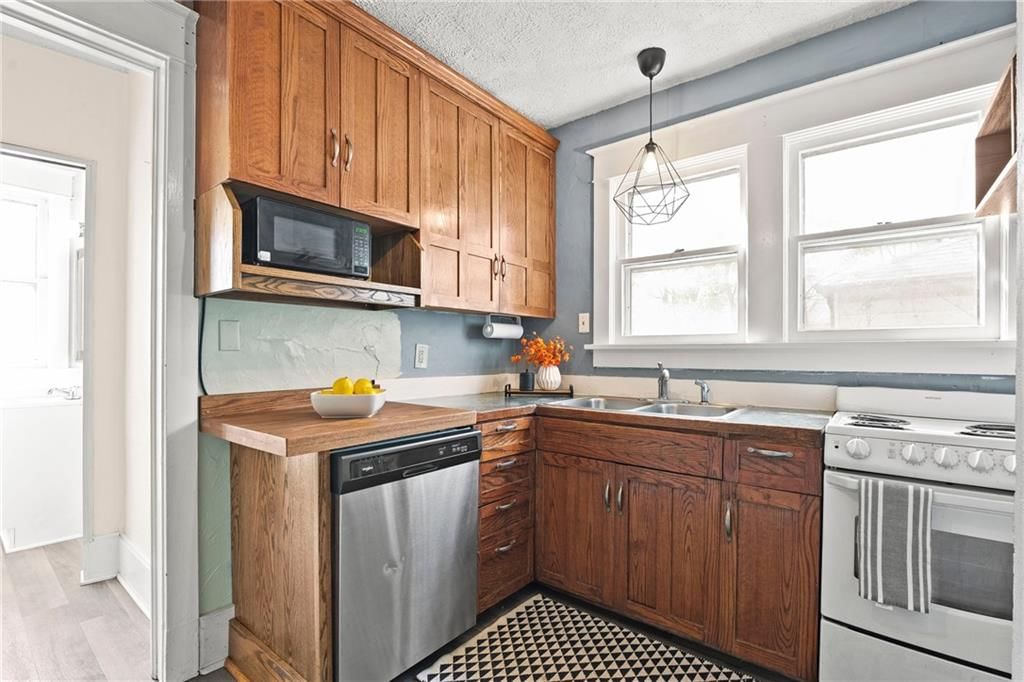 1324 Connecticut Street — photo 7