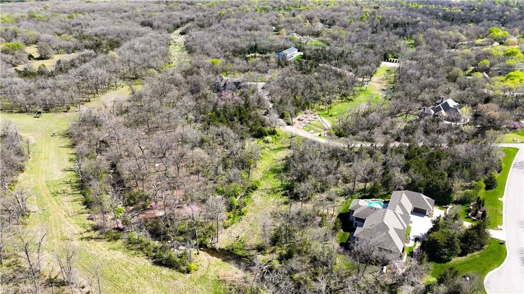 18233 Aberdeen Street — photo 29