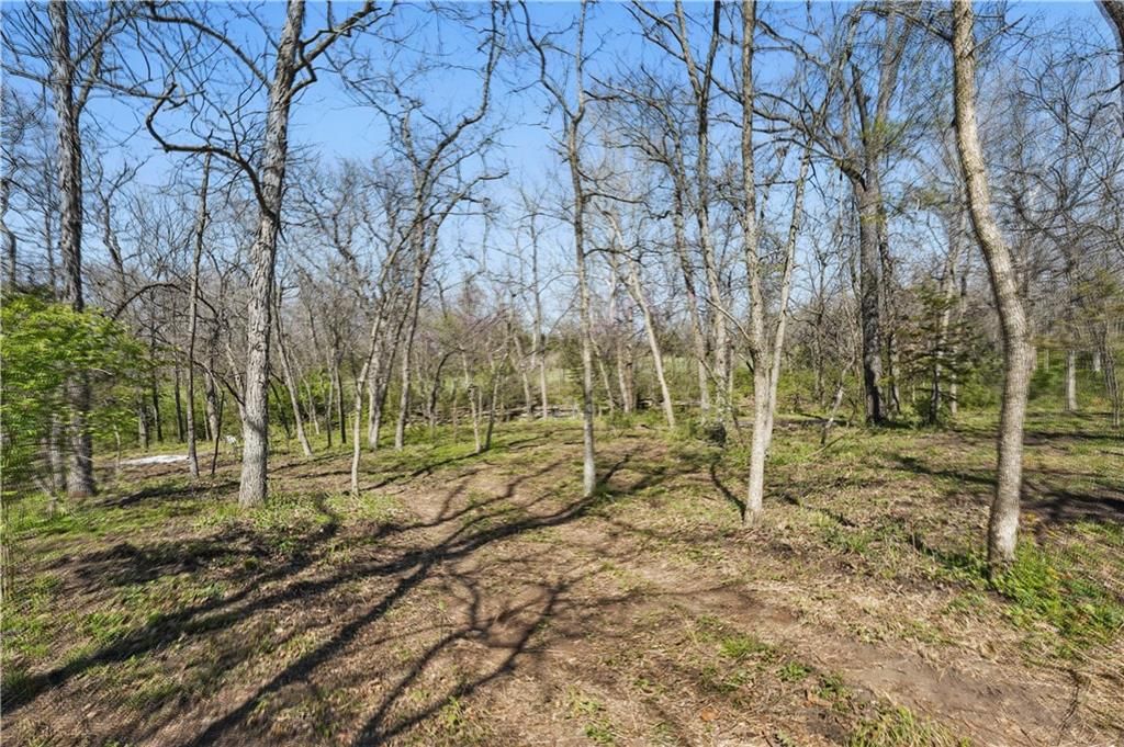 18233 Aberdeen Street — photo 39
