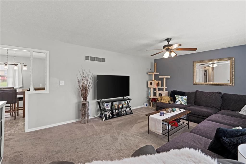120 S Ellison Way — photo 3