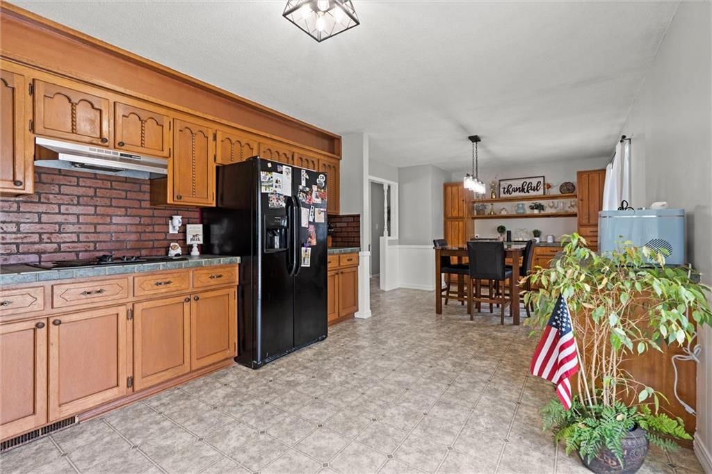 120 S Ellison Way — photo 7