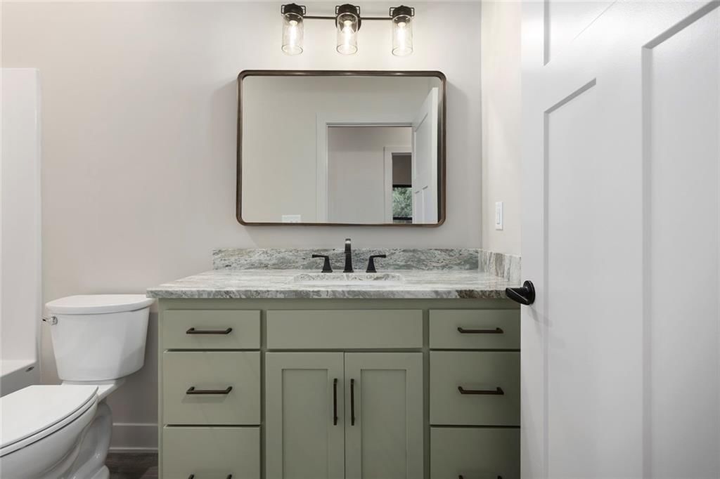 807 W Pleasant Street — photo 25