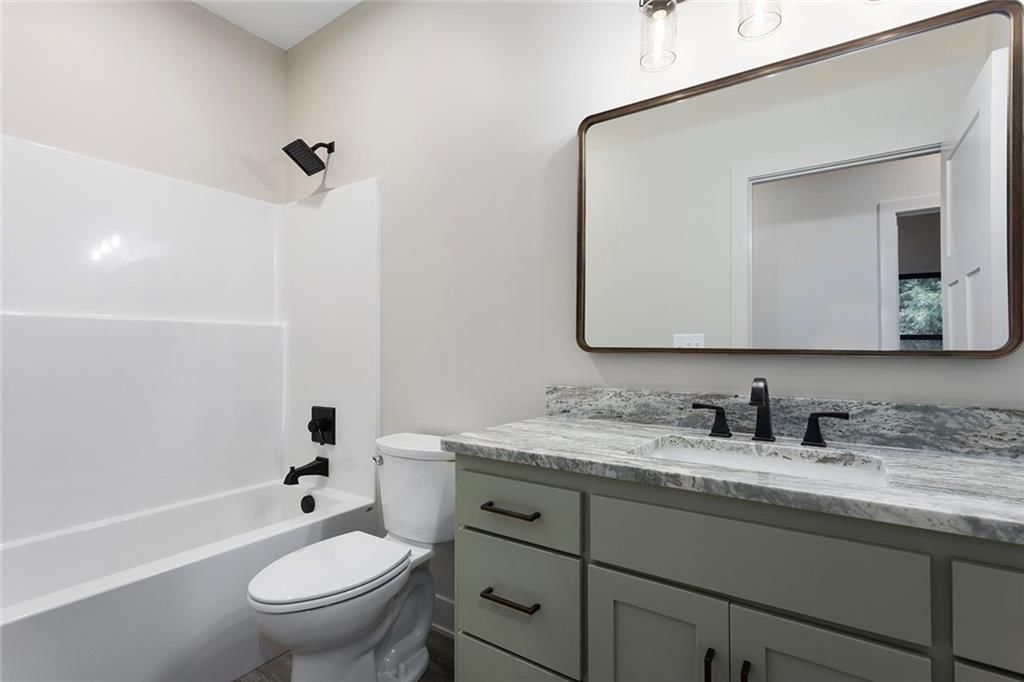 807 W Pleasant Street — photo 26