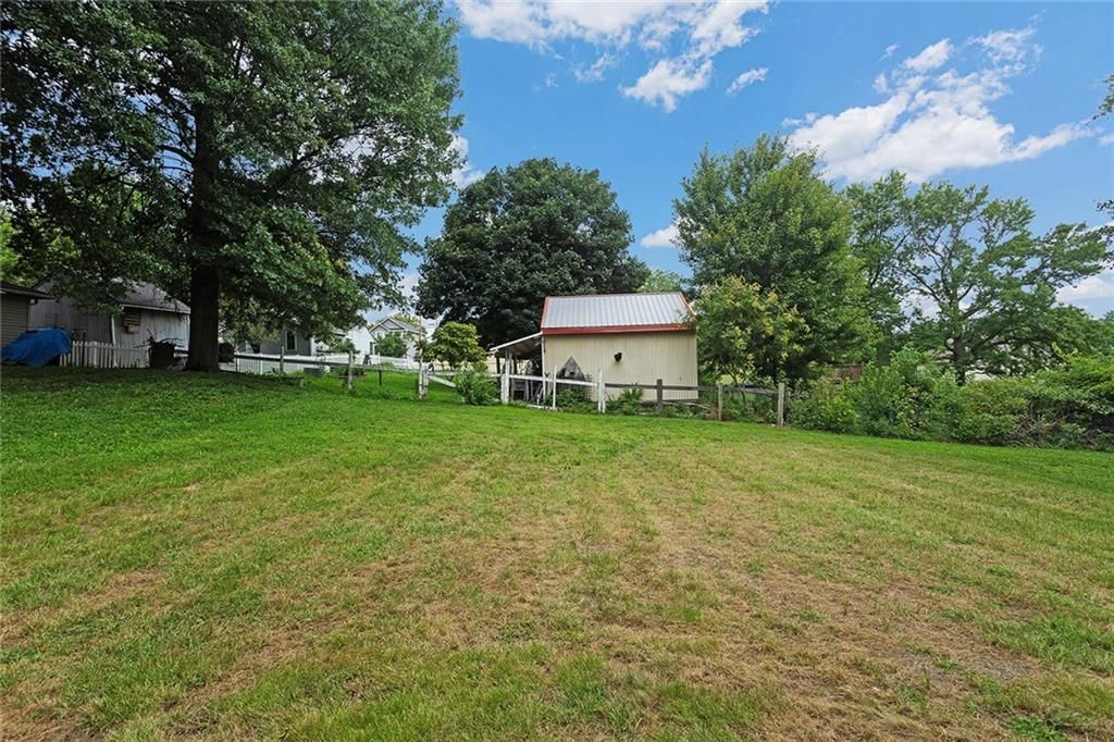 807 W Pleasant Street — photo 29
