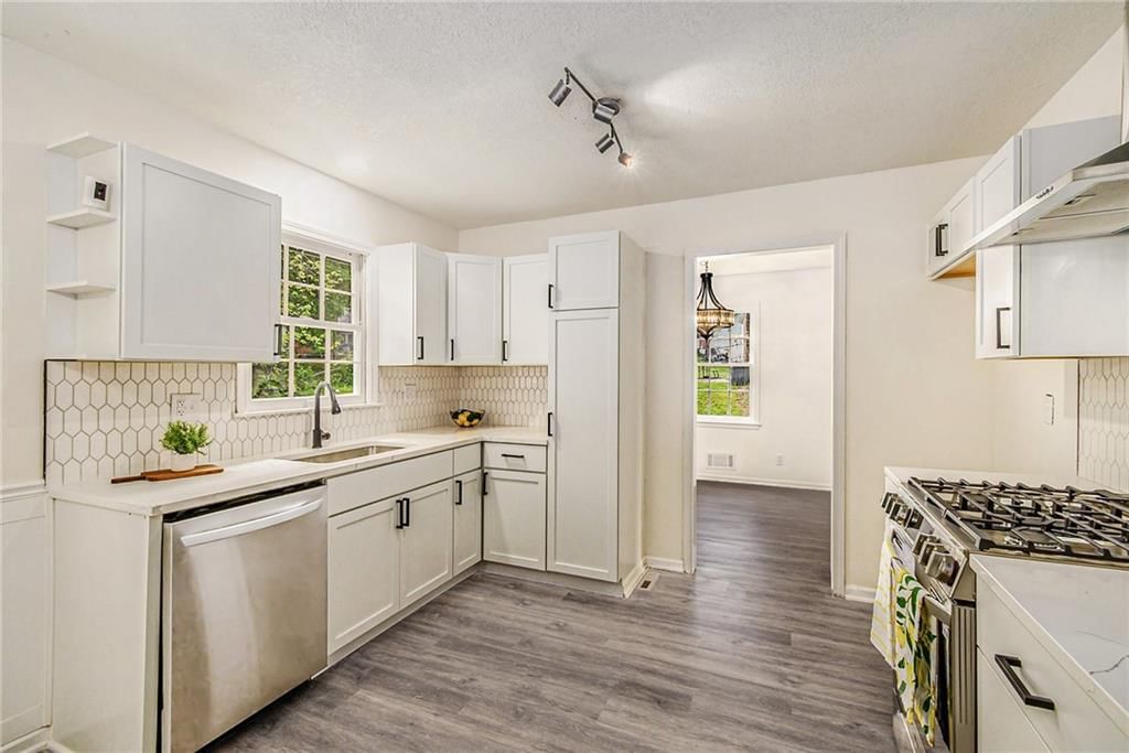 11715 E 60th Street — photo 10