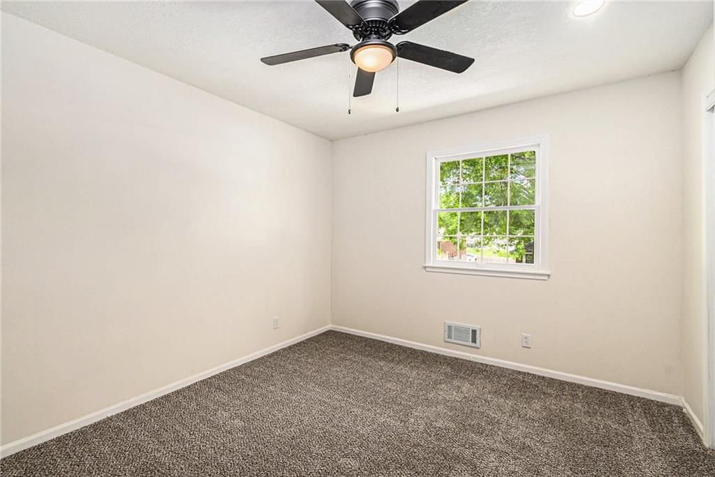 11715 E 60th Street — photo 17