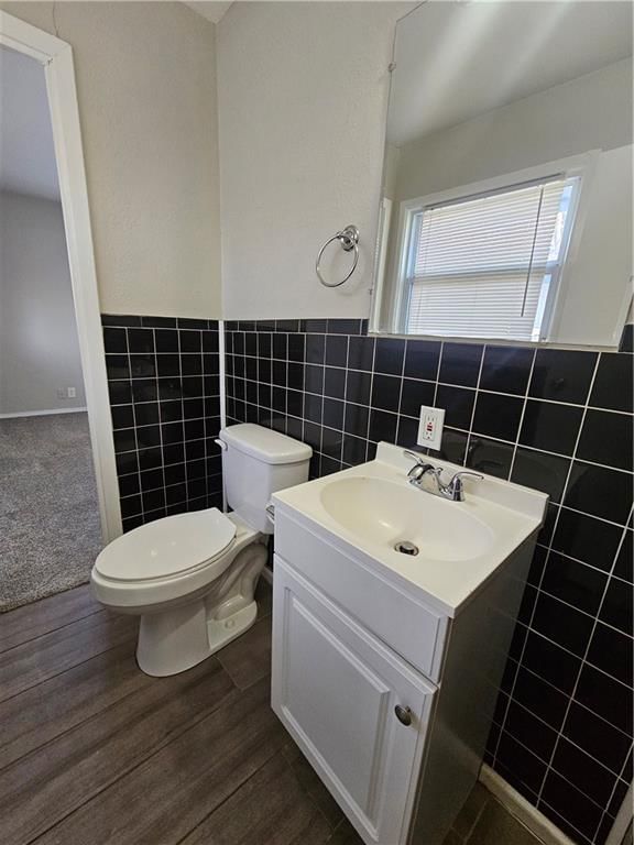 9215 Stark Avenue — photo 15