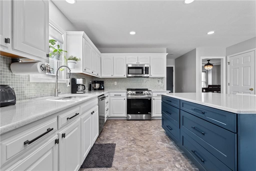 2614 Duncan Street — photo 12