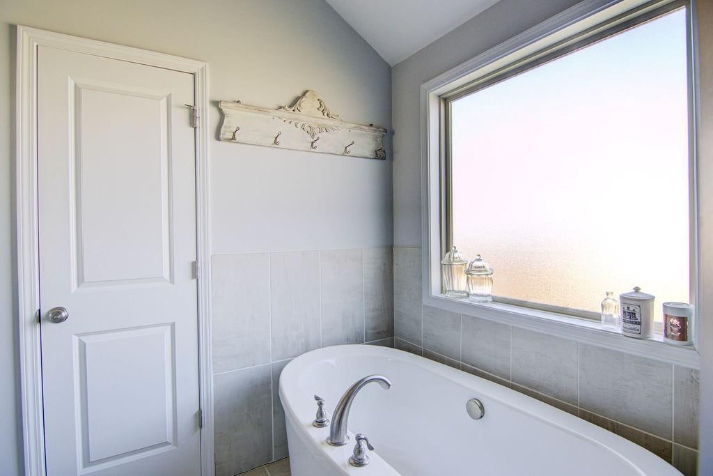 9404 N Genessee Street — photo 18
